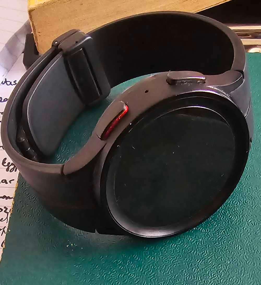 Great condition Samsung galaxy watch 5 pro SM-R920