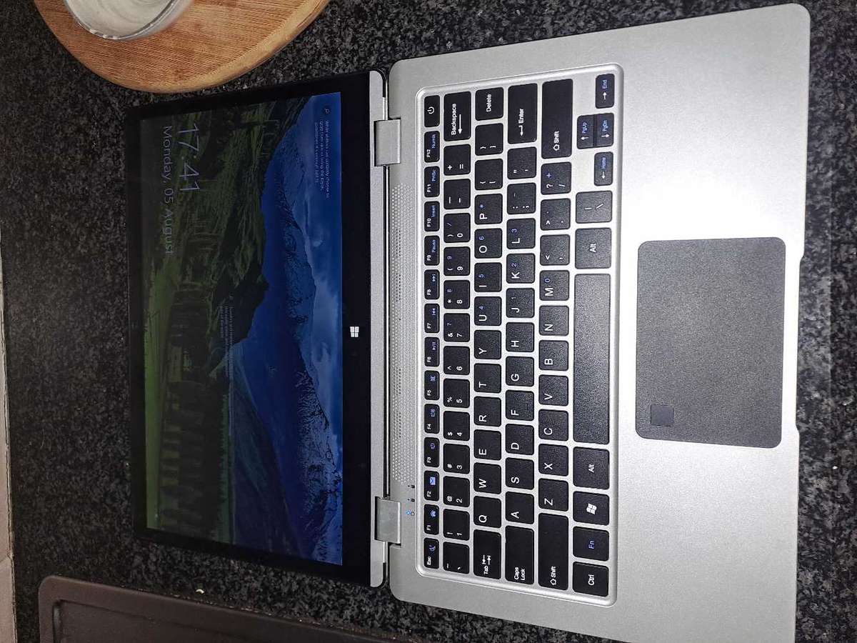 Mercer guru laptop touch screen