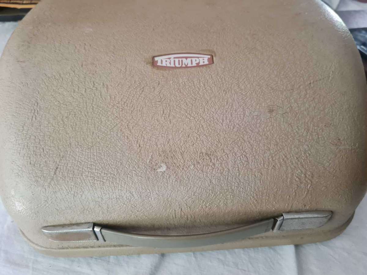 Triumph Gabriele E typewriter