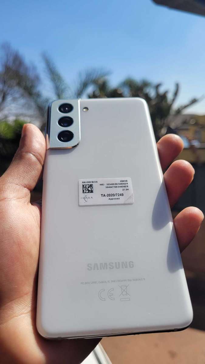 Samsung Galaxy S21 - 5G Dual Sim