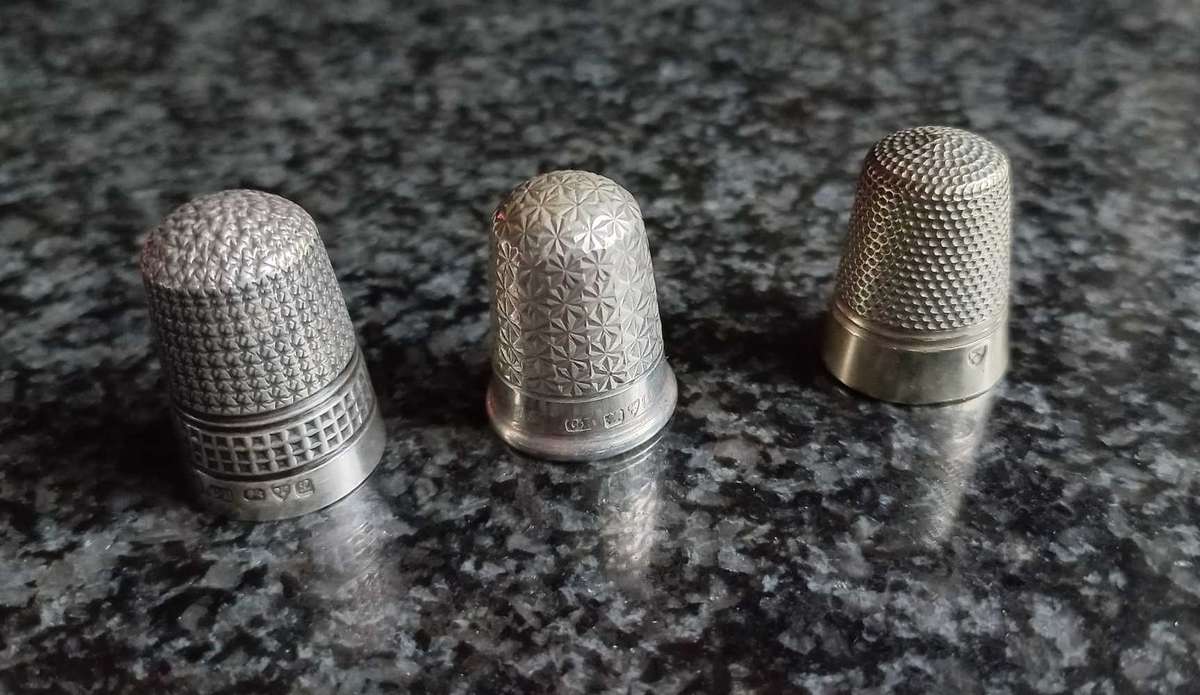 Vintage metal/silver thimbles