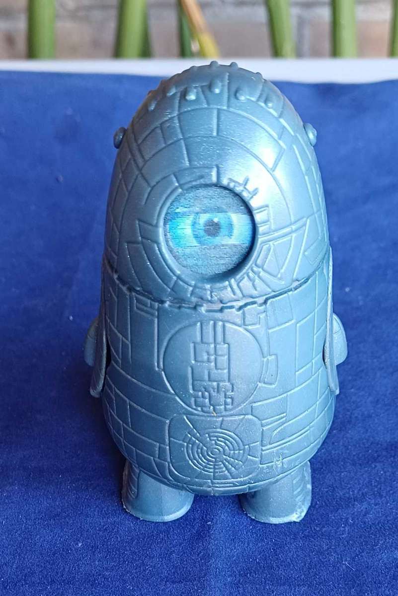 McDonalds monsters vs aliens 2009 toy