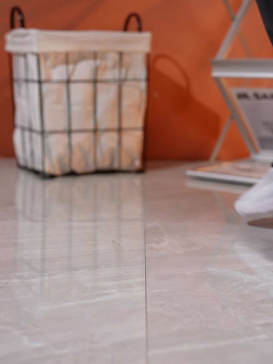 Sneakers Color White And Black Sizeuk 7