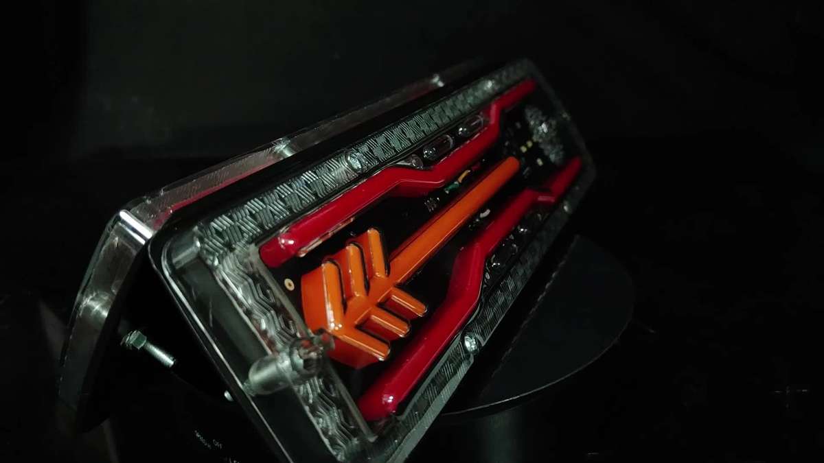 2pcs CNSUNNYLIGHTS LED Car Tail Lights High Brightness Multi-Purpose for Trucks T