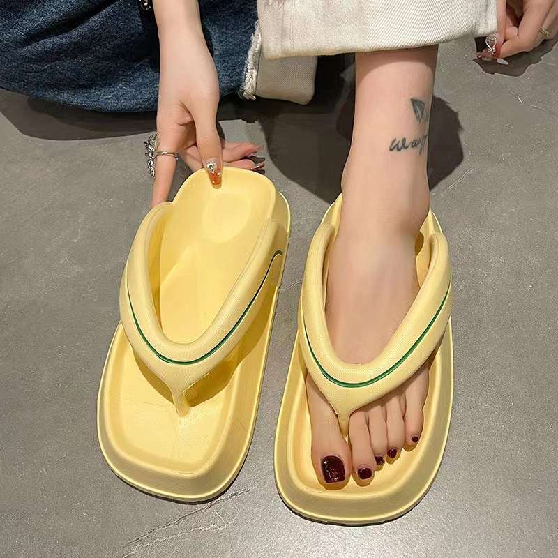 Sandals Color Yellow Size Uk 5