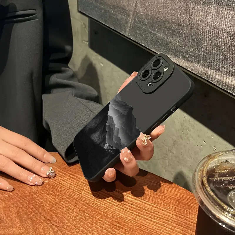 1Pc Mixed Color  For iPhone 7 Plus Black Background Pattern Phone Case