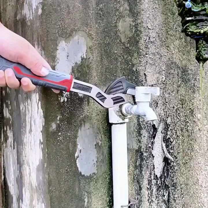 Self-Locking Multi-Function Wrench