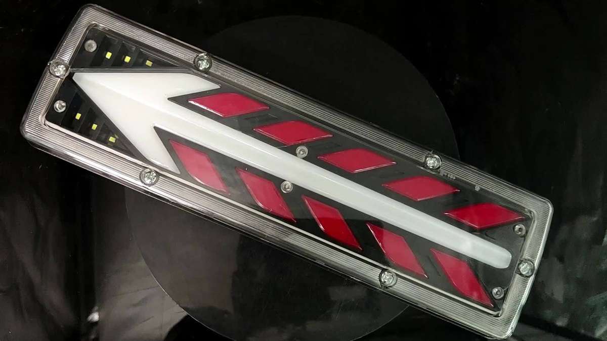 2pcs Multi Purpose LED Car Bulb High Bright Truck Tail Lights Truck Trailer RV Rear B