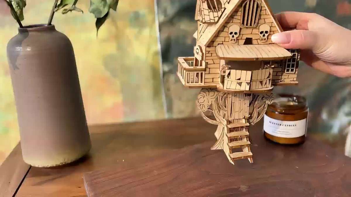 3D Building Model Puzzle Set Color Jianmu  Horror Tree House