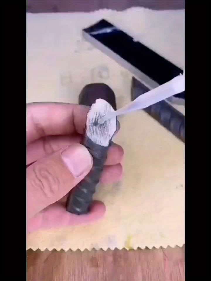 Glue Quantity 2Pcs