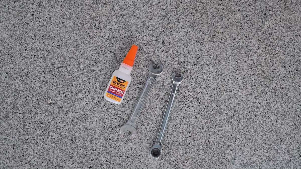 Adhesives Capacity 20G0.7Oz