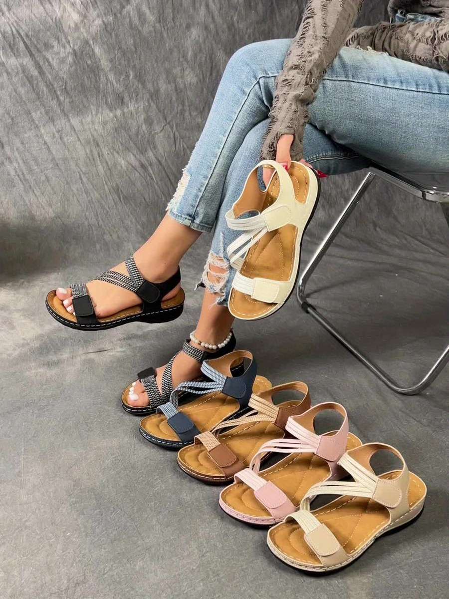 Sandals Color Brown Size Uk 4