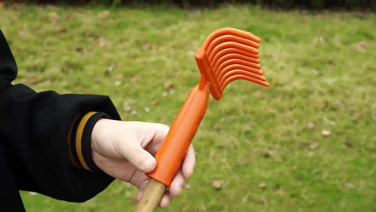 2Pcs Plastic Rake Nine Security Use