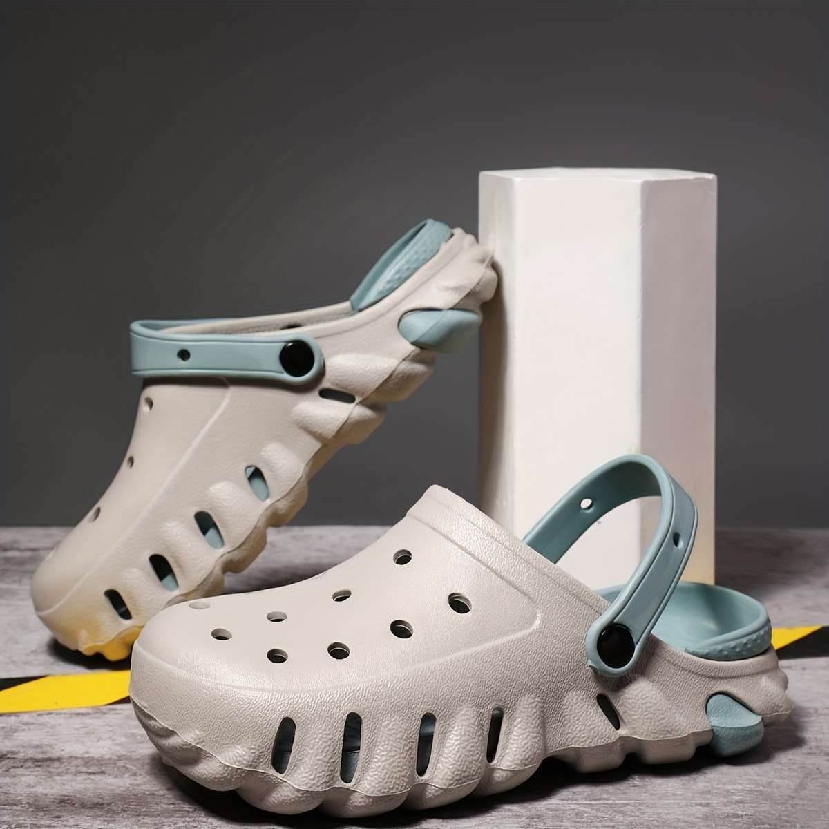 Sandals Color Grey Size Uk 4