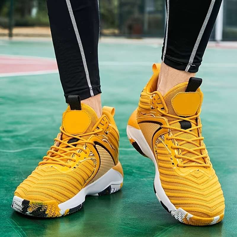 Sneakers Yellow Size Uk 7.5