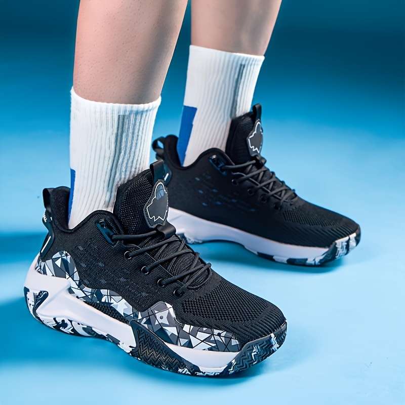 Sneakers Black Size Uk 7.5