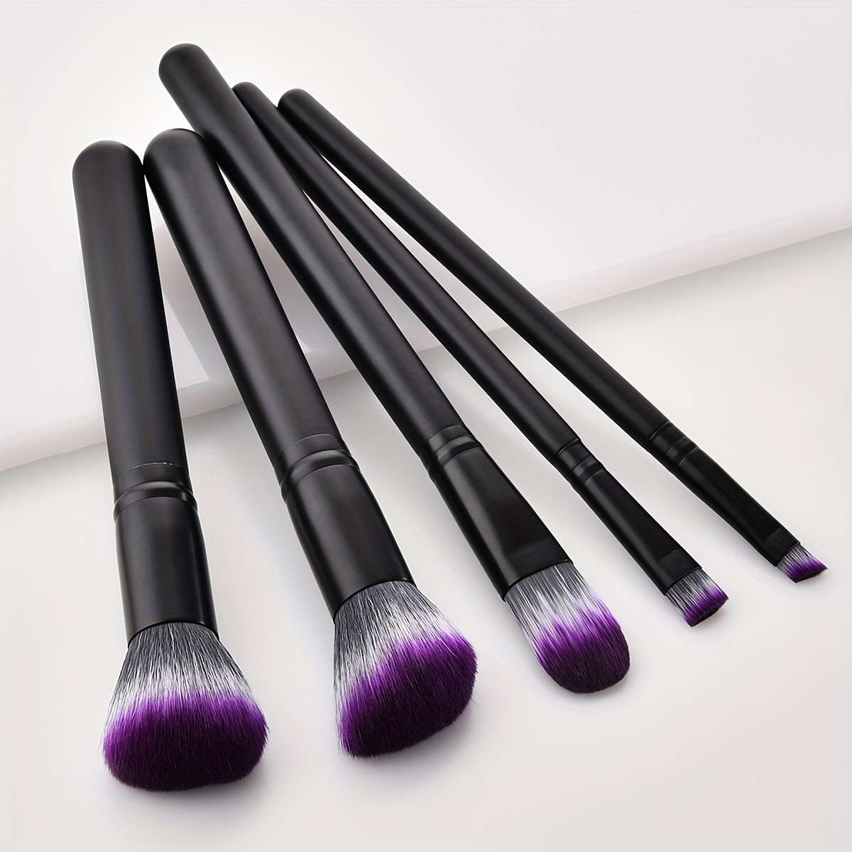 Makeup Brush Set Model 5 Makeup Brushes