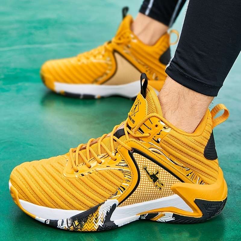 Sneakers Yellow Size Uk 7.5