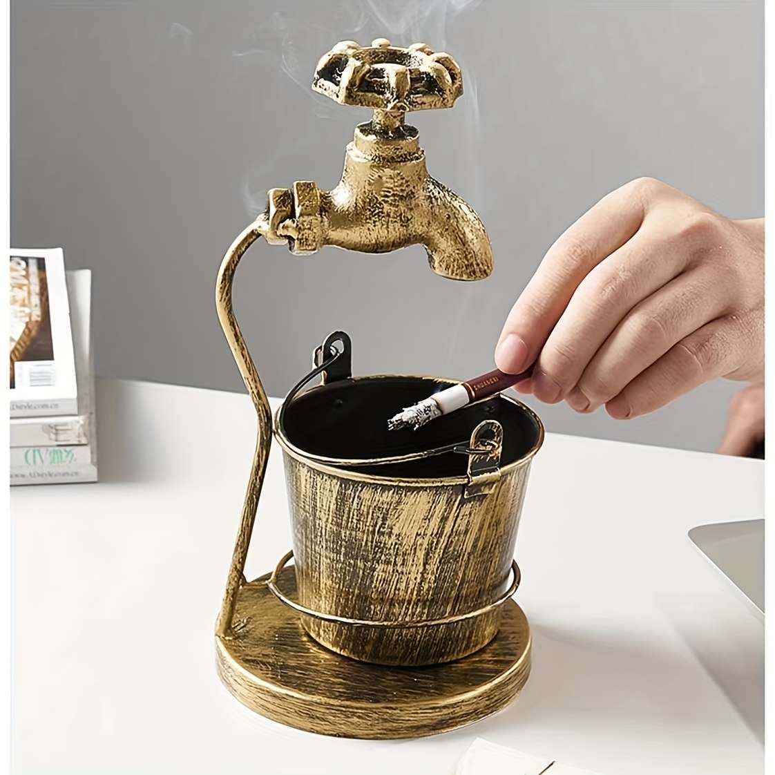 Metal Retro Ashtray Household Large Ashtray Personality Trend Creative Items