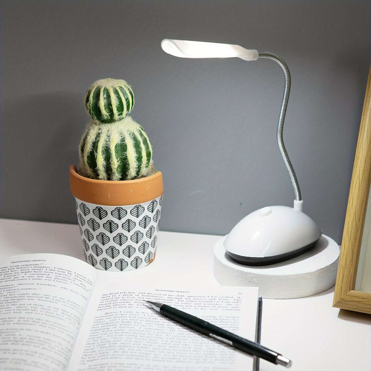 Desk Lamp Color White*2
