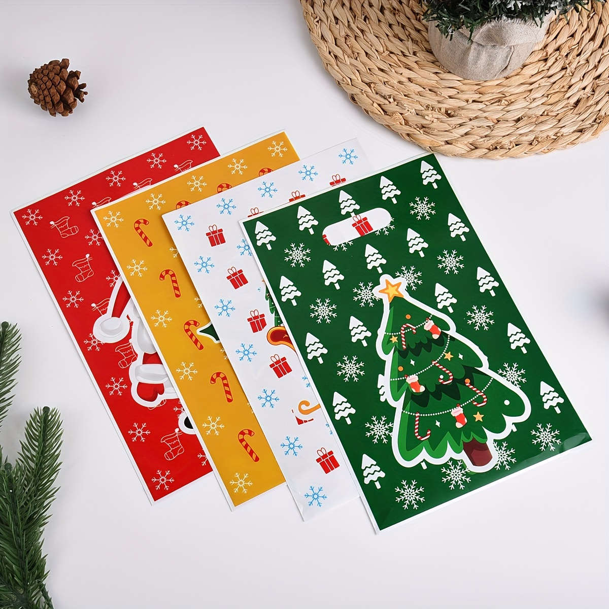 Gift Bags Style Colorful Christmas Quantity 50Pcs