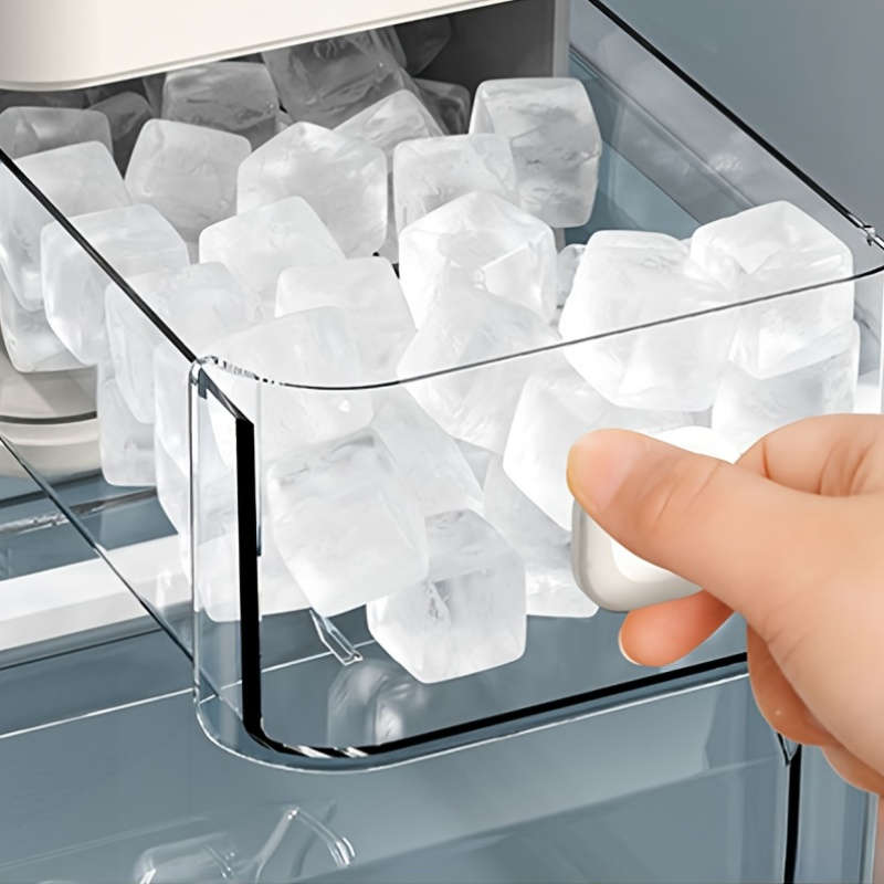 Sleek Portable Foodgrade Flexible Press Type Ice Cube Daily Beverage Use
