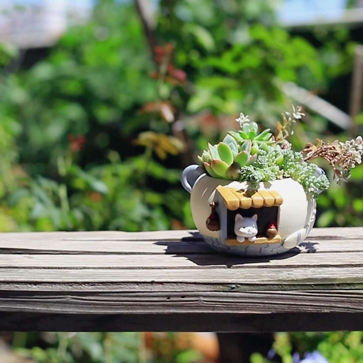 Flowerpot Model R7B5K2