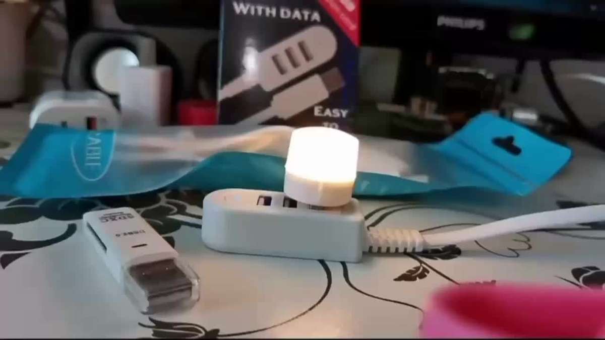 1pc 30cm 3in1 USB Multi-Port Adapter Cable 3 USB Charging with Data Transfer Night Light Car