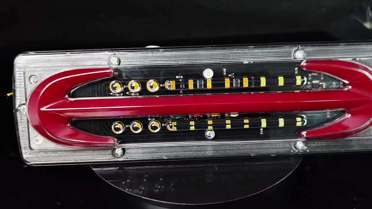 2pcs Multi-Purpose LED Car Tail Lights High Brightness Truck Tail Lights Trailer RV B