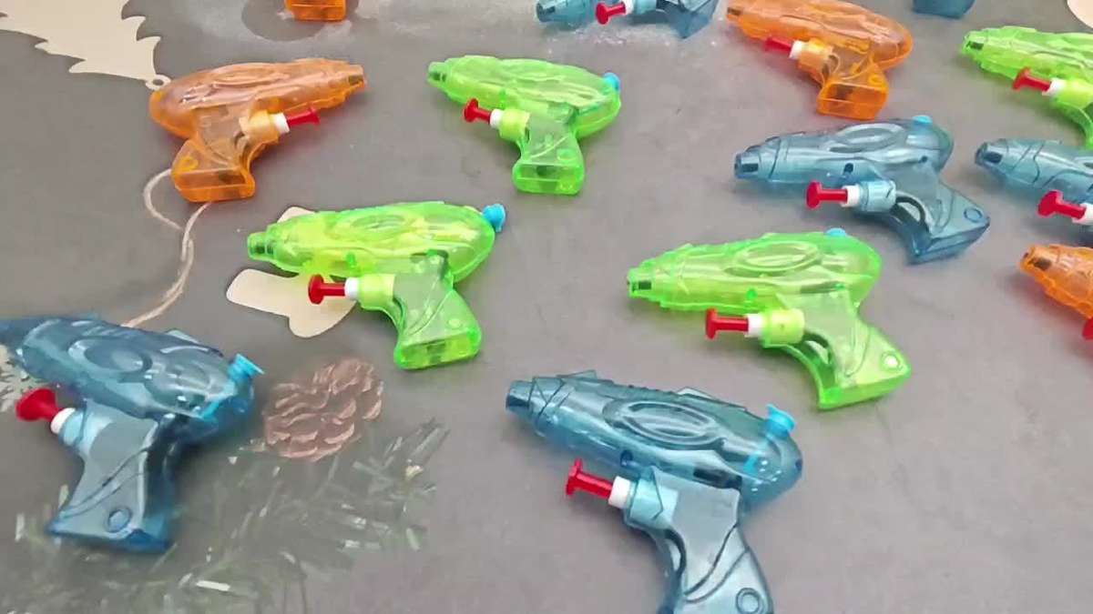 Toy Guns Quantity 6Pcs