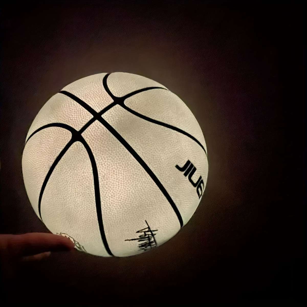 Basketball Model Size 6