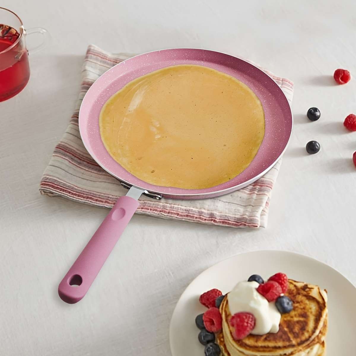 Frying Pan Color Pink Color Model7.09Inch18Cm