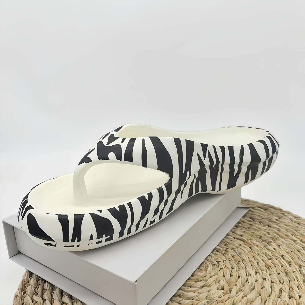 Ladies Summer Flip Flops Grey Uk 4.5-5