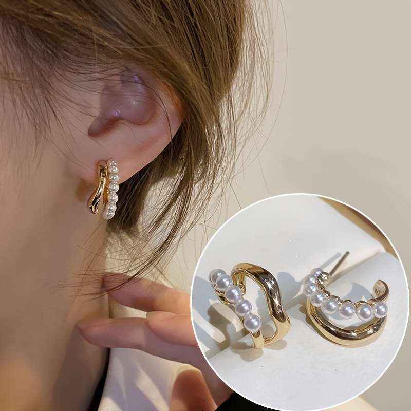 Women S Earrings Color Golden