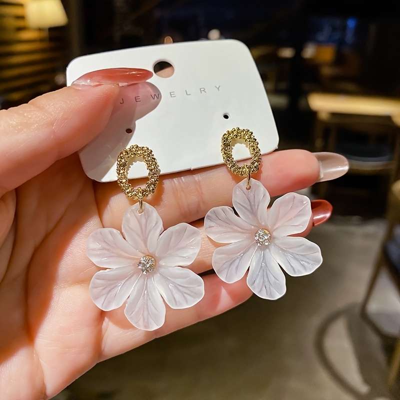 Women S Earrings Style The Flowers