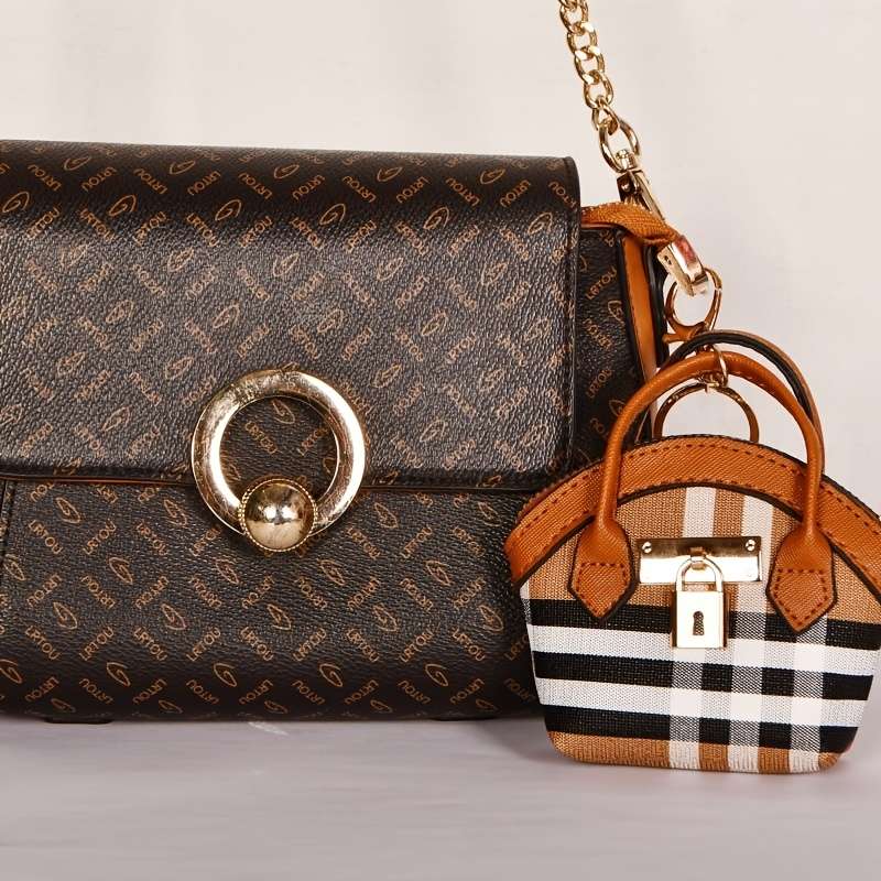 Chic Plaid Faux Leather Keychain Coin Walletfashionable Brown Black White Pattern With Gol