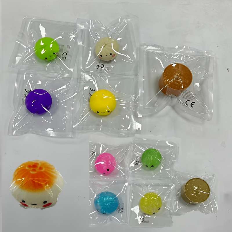 Squeezable Toys Material 4 Buns 4 Pot Lids 4 Base Lids Random Colors