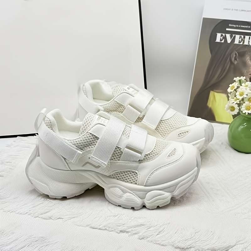 Women S Sneakers Color White Sizeuk 5
