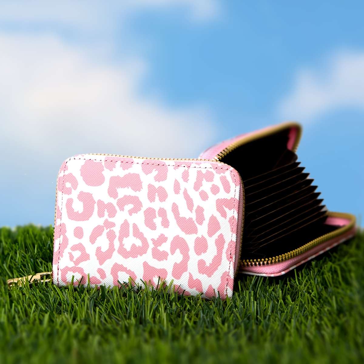 Everyday Elegance Stylish Leopard Print Wallet