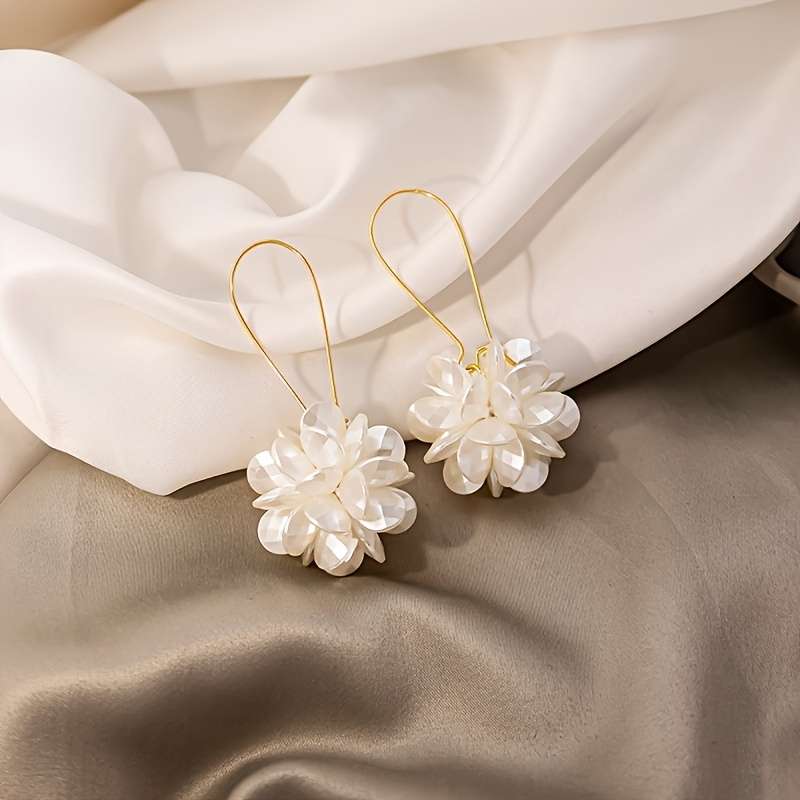 Women S Earrings Items Dangle Earrings Quantity 2Pcs