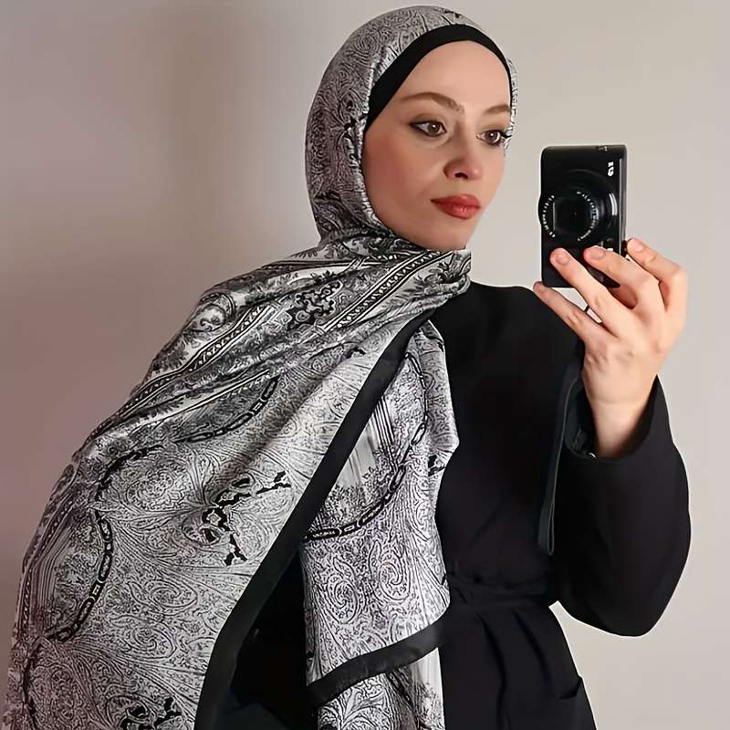 Scarf Color Black
