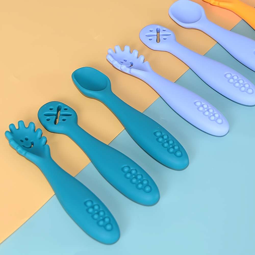 3pcs set Silicone Feeding Spoons for Youngsters Silicone Spoons for Easy Grasping Licking S