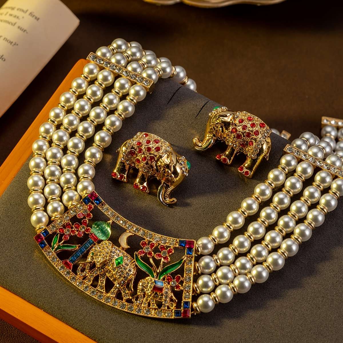 Womens Necklace Items Ear Studs