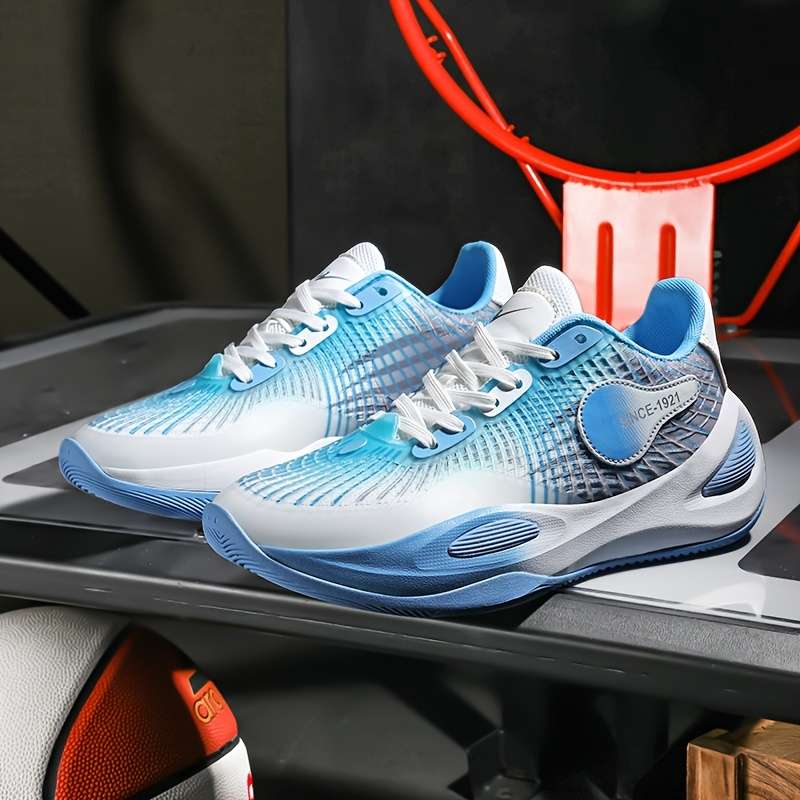 Sneakers Sky Blue Size Uk 7