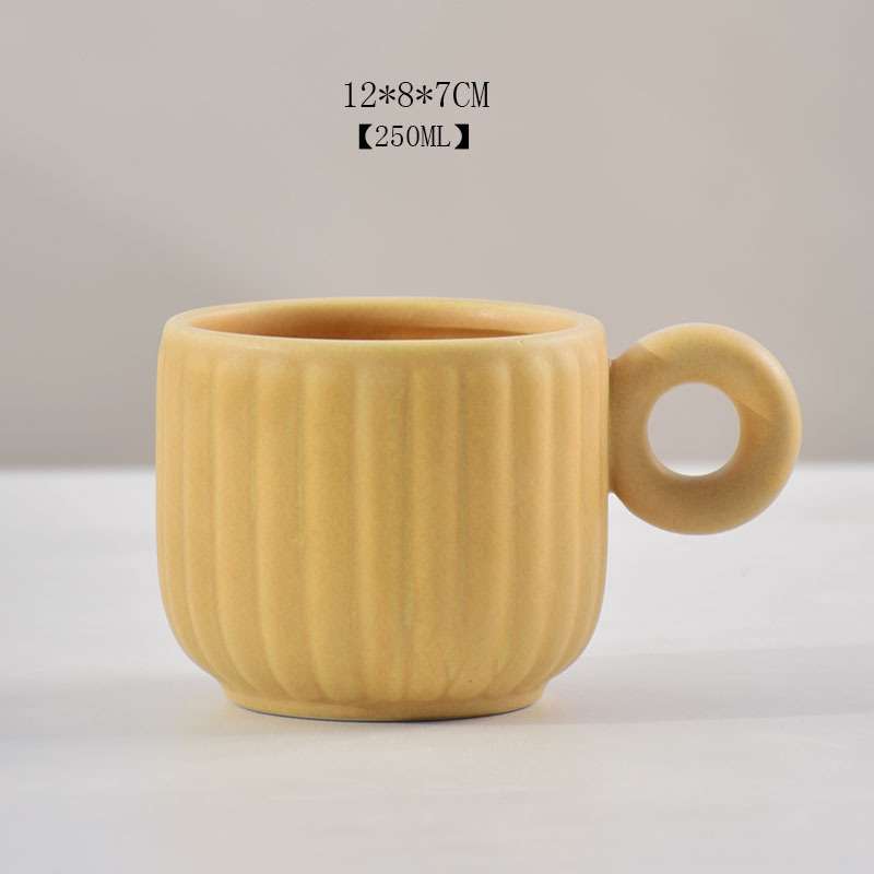 Water Cup Color   Yellow