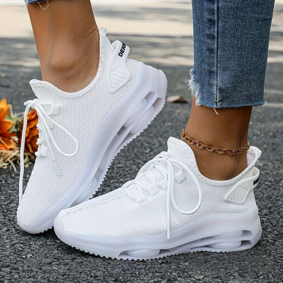 Women S Sneakers Color White Sizeuk 7
