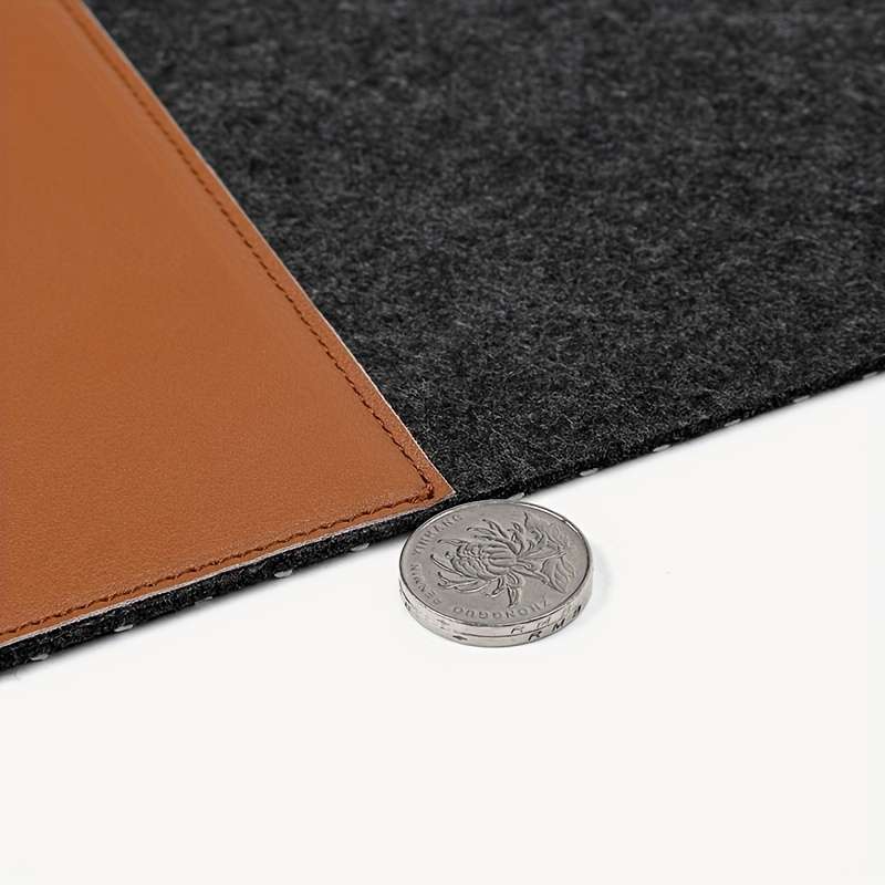 Mouse Pad Color Light Gray Felt   Add  Brown Size 90Cmx40Cm