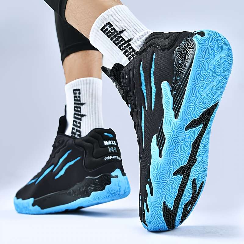 Sneakers Black Size Uk 7