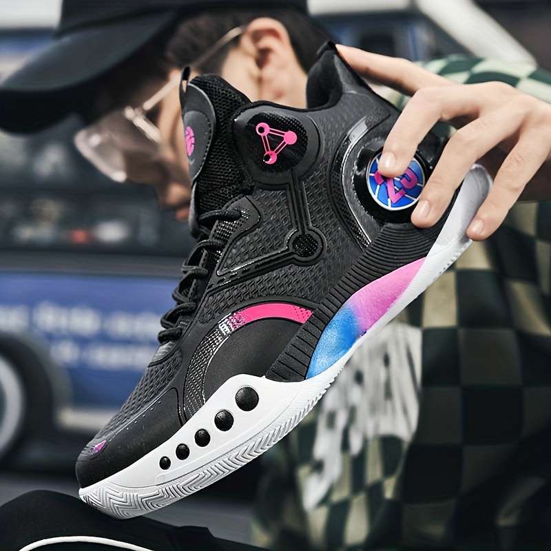 Sneakers Black Size Uk 7 Big Kid