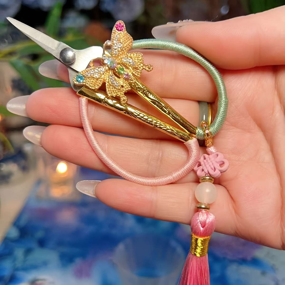 Scissors Color Pink Green Handle